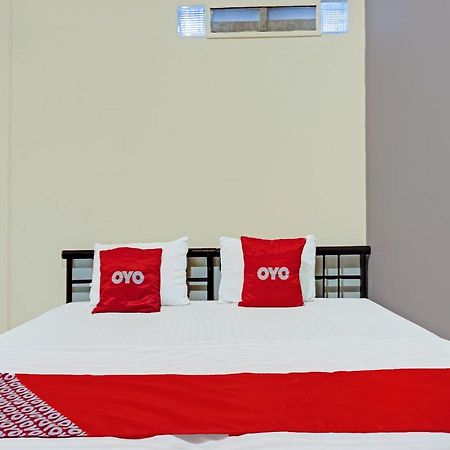 Oyo 91658 Luci'S House Hotel Jacarta Exterior foto