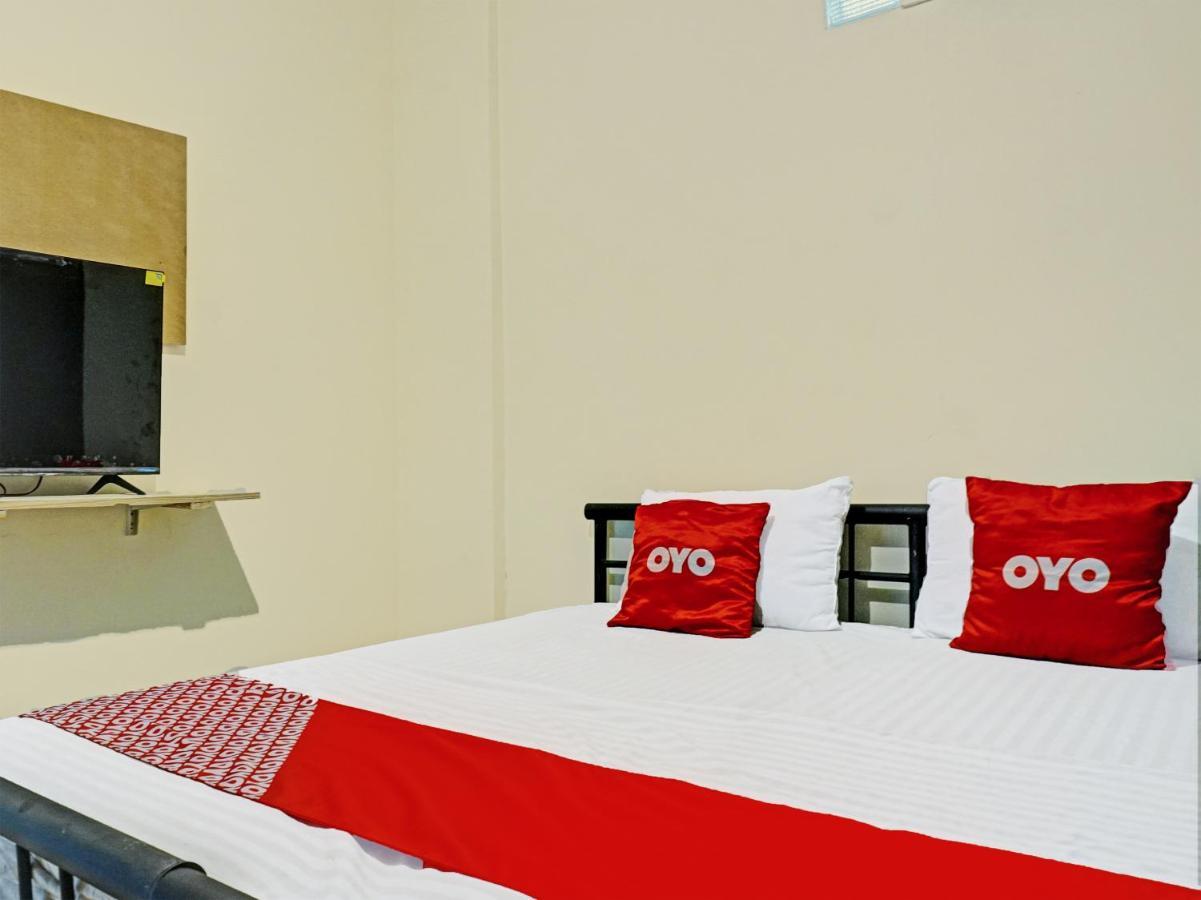 Oyo 91658 Luci'S House Hotel Jacarta Exterior foto